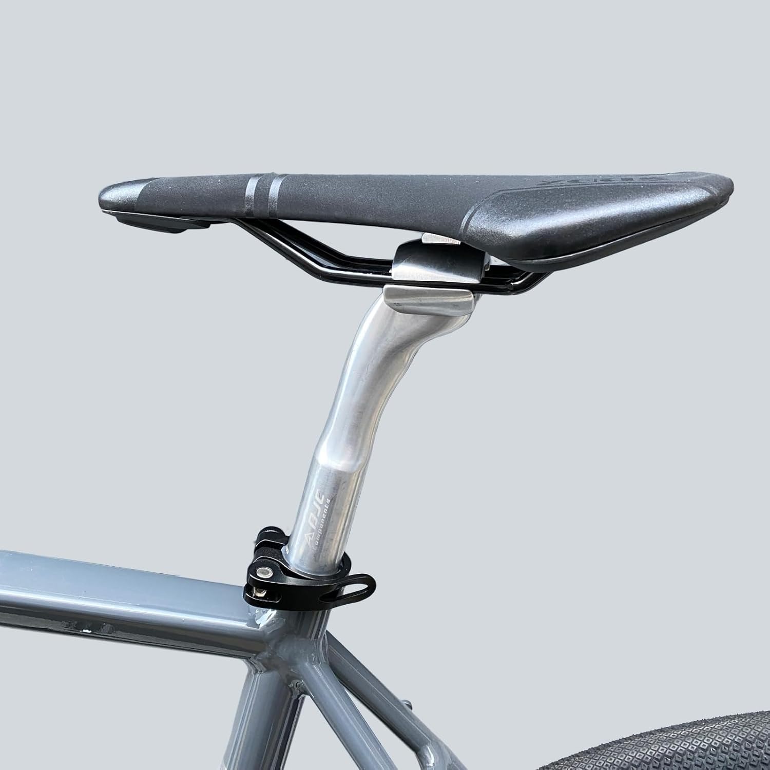 シートポストのおすすめ21選。選び方や人気モデルもご紹介