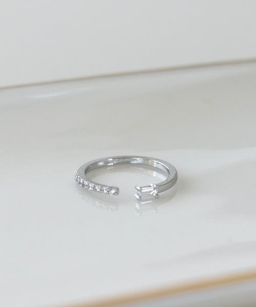 スリーフォータイム(Three Four Time) スクエアキュービックピンキーリング