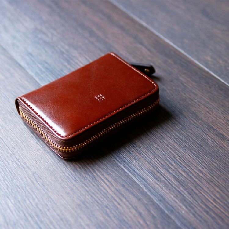 お札は折らず、膨れず！限られたスペースを最大化するミニ財布「SATTO Pro」