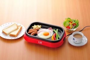 一人暮らし向けホットプレートのおすすめ17選。グリル鍋タイプもご紹介