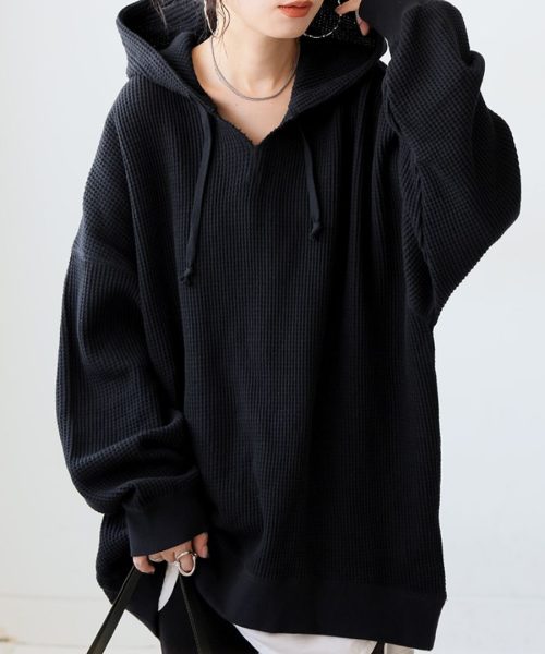 アンティカ(antiqua) ガゼット風ネックフーディー