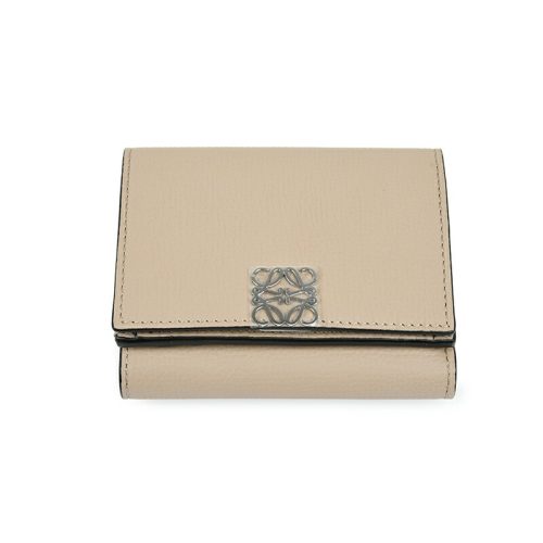 ロエベ(LOEWE) アナグラム トライフォールド ウォレット ペブルグレインカーフ