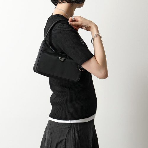 プラダ(PRADA) Re-Edition 2000 Re-Nylon ミニバッグ