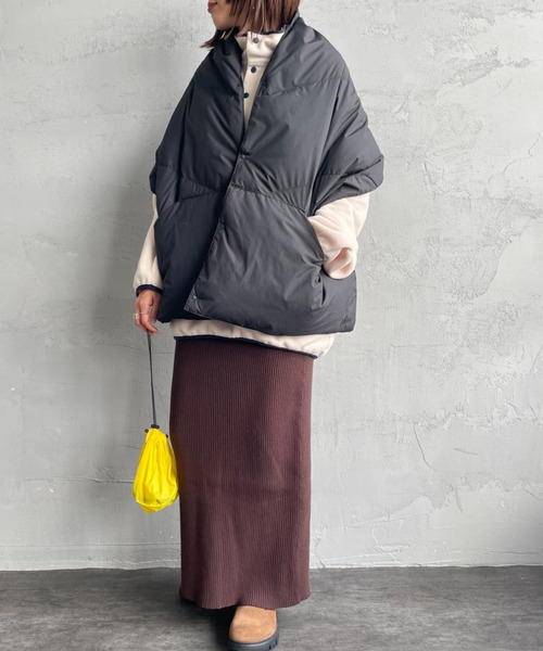 ナンガ(NANGA) ダウンポンチョマフラー ウィメンズ