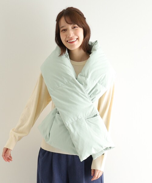 ローラアシュレイ(LAURA ASHLEY) ミュラーダウン 起毛ポケット ポケッタブル収納袋付き メイジー スプリッグ柄 ダウンストール