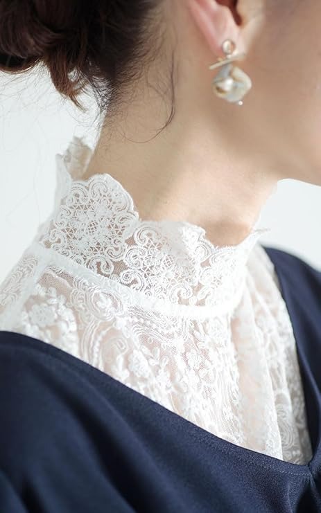 サワアラモード(sawa a la mode) レディース 大人 上品 上品に首元を隠してくれる刺繍レース付け襟