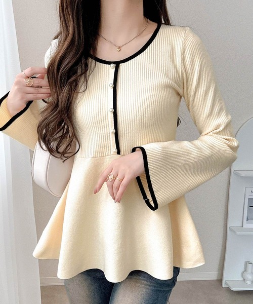 ミウィビレット(mily bilet) 配色パールボタンリブニットペプラムトップス