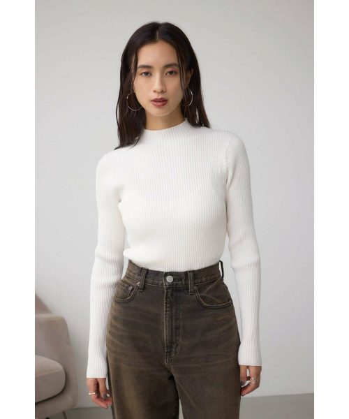 アズールバイマウジー(AZUL by moussy) VENUSハイネックリブニット