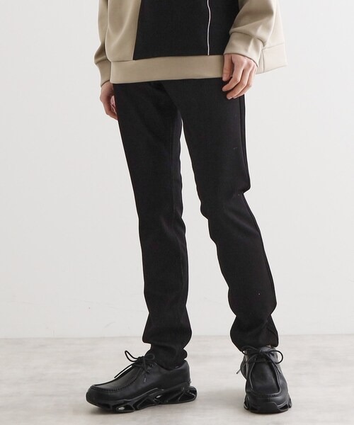 スキニーパンツのイメージ