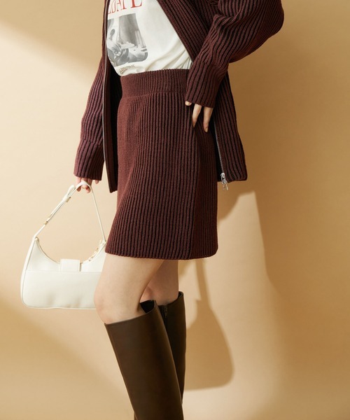 ビス(VIS) ミニ丈タイトニットスカート