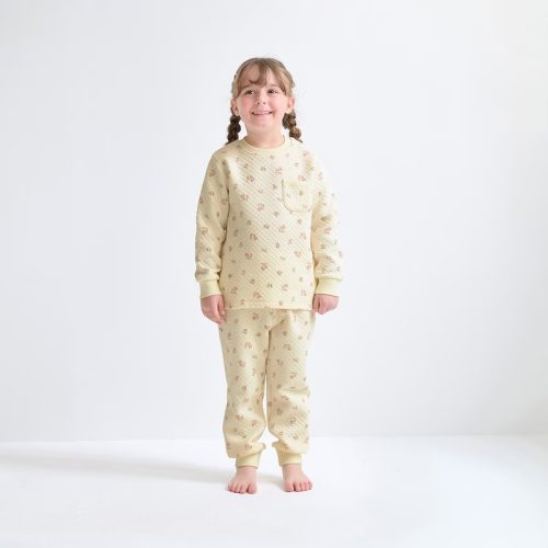 ベルメゾン(BELLE MAISON) 股上深めでおなかが出にくい総柄あったかニットキルトパジャマ