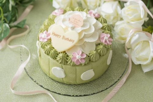 Cake.jp お花ケーキ工房 mon*chouchou 抹茶とホワイトチョコのお花ケーキ
