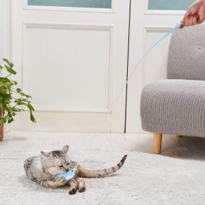 猫じゃらしのおすすめ12選。猫の興味を引くデザインを採用したアイテムもご紹介