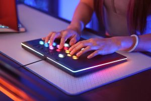 レバーレスコントローラーのおすすめ12選。格闘ゲームで高みを目指す方に