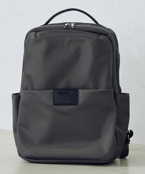 モノコムサ(MONO COMME CA) PC対応リュック