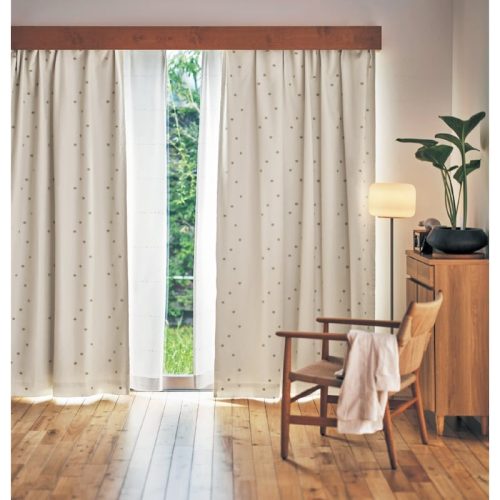 ベルメゾン コーティング裏地付きぽんぽんデザインの遮光・遮熱・防音カーテン