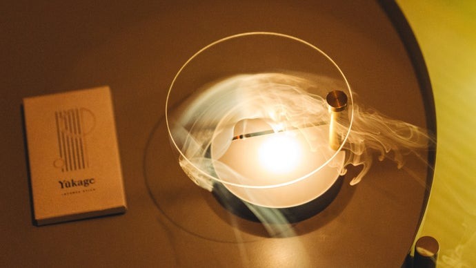 お香の雲煙が織りなすアート！心も癒やすコードレス間接照明「Incense Light」