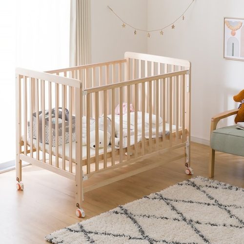 ベビーベッドのおすすめ19選。長く使える人気製品もピックアップ