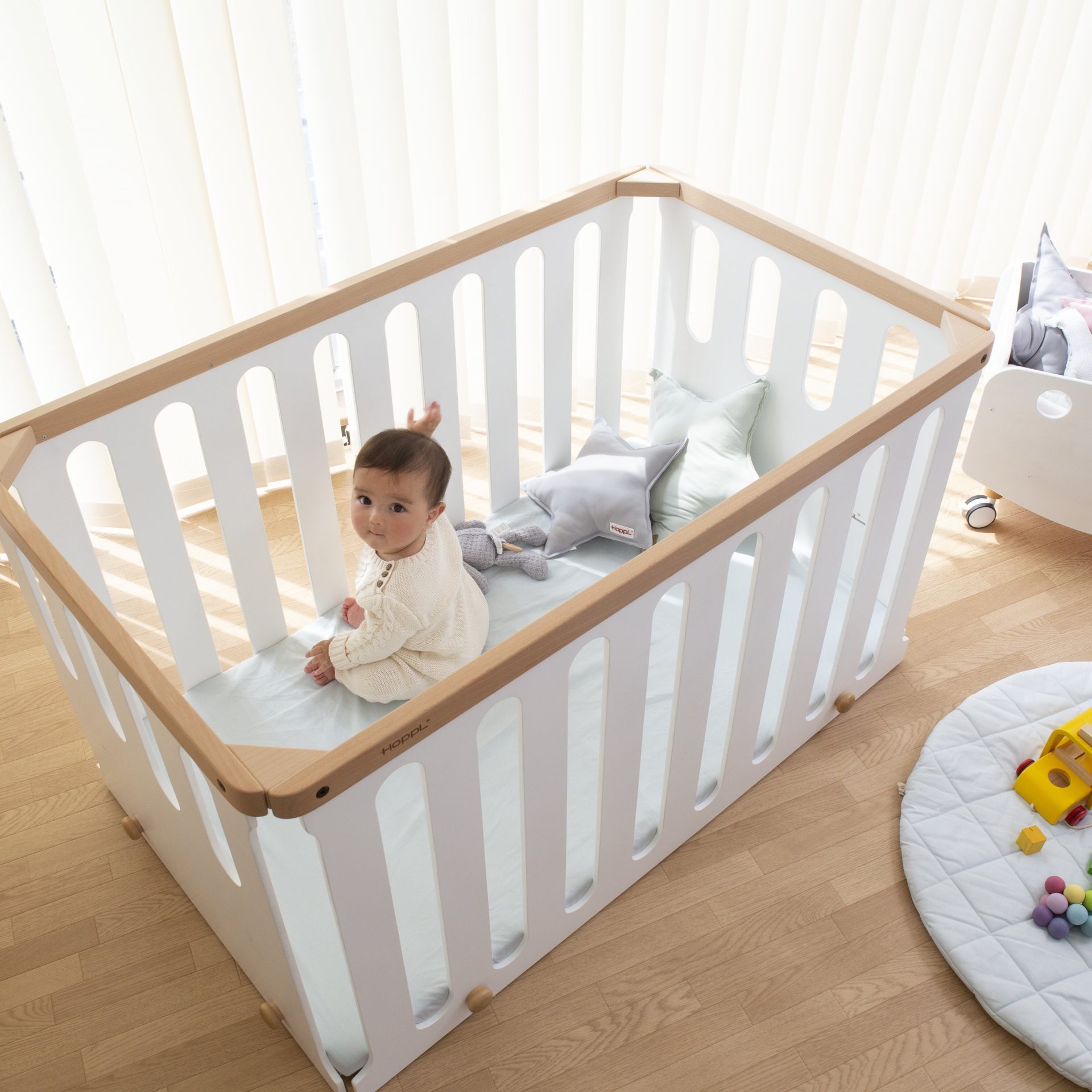 ベビーベッドのおすすめ19選。長く使える人気製品もピックアップ