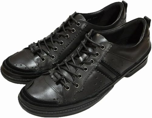 キャサリンハムネットロンドン(KATHARINE HAMNETT LONDON) レザースニーカー