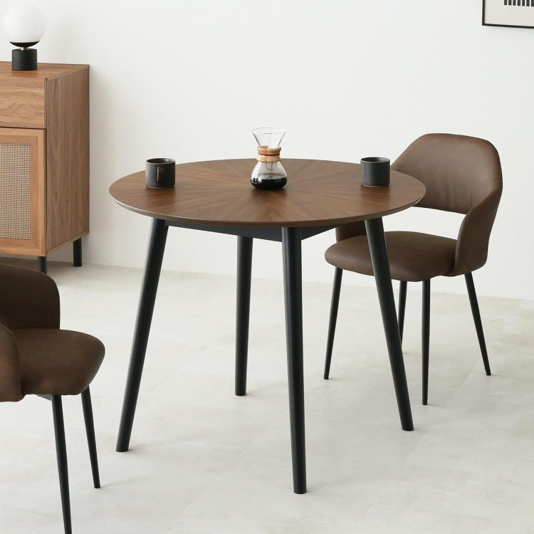 ダイニングテーブルのイメージ