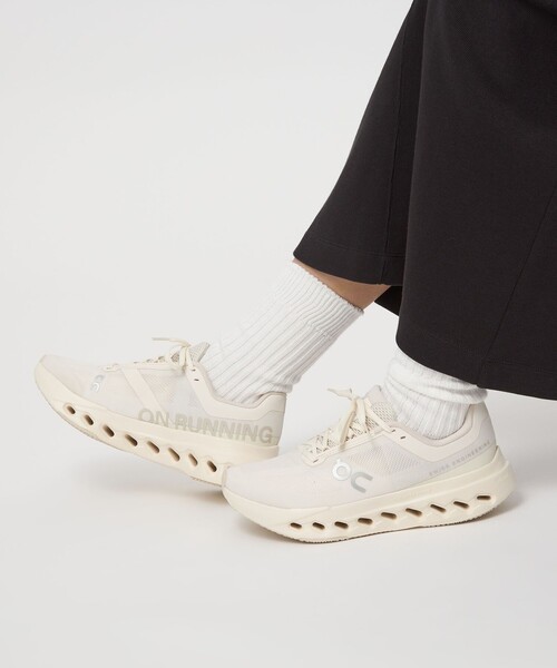 オン(on) Cloudsurfer Next