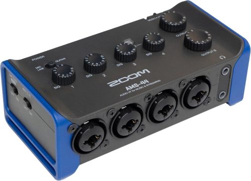 ZOOM AMS-44