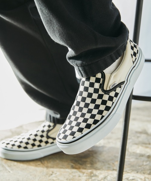 バンズ(VANS) クラシック スリッポン
