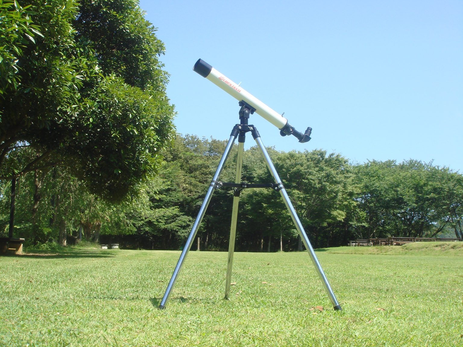 プレゼントに最適！ 初心者に向けて開発した天体望遠鏡組立てキット！『学研の科学 天体望遠鏡 ～宇宙観測 超入門キット～』発売中！ (Gakken) | ダ・ヴィンチWeb アウトドア、実用望遠鏡、望遠鏡、天体望遠鏡、
