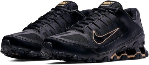 ナイキ(NIKE) リアックス 8 TR 621716