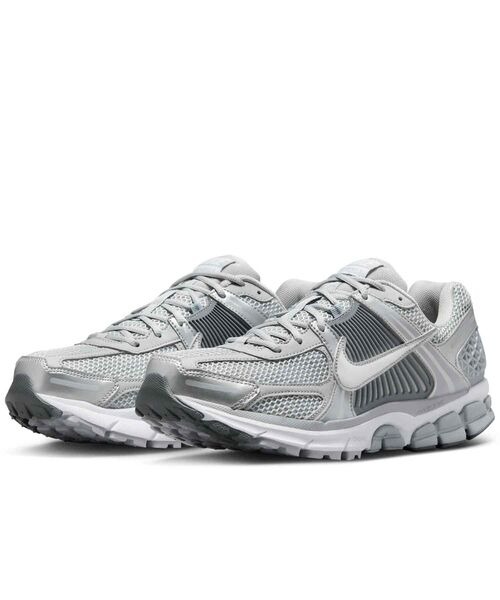 ナイキ(NIKE) Zoom Vomero 5 Men's Shoes