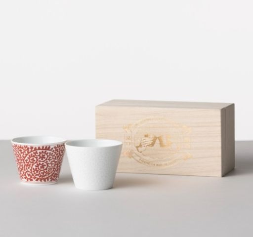 馬場商店(BAR BAR) 蕎麦猪口 和文 唐草 紅白セット 桐箱入り