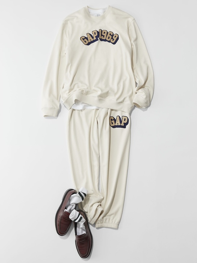 ギャップ(GAP) GAP1969アーチロゴ スウェット・トレーナー / GAP1969ロゴ ジョガーパンツ