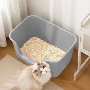 大型の猫トイレのおすすめ10選。砂の飛散やニオイの広がりを抑えるモノも