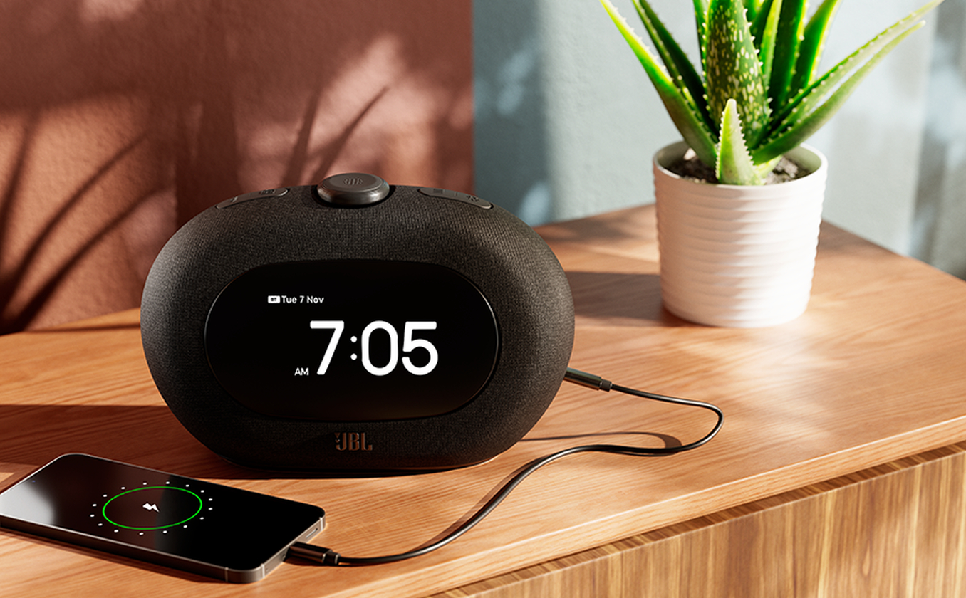 JBL スピーカー デジタル時計 アラーム Bluetooth オーディオ JBL、音と光で快適な眠りと目覚めをサポートするアラームクロック搭載
