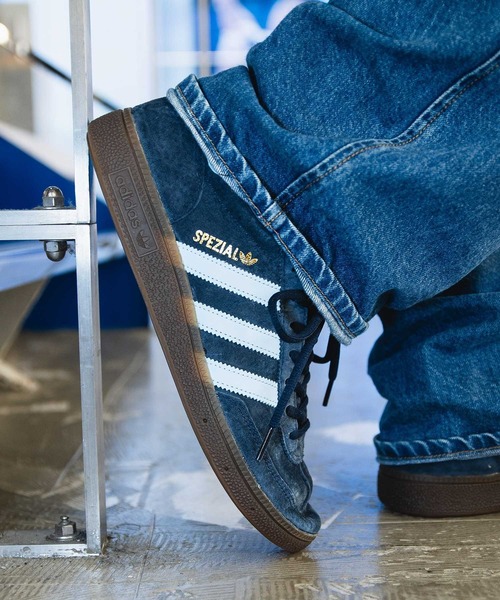 スニーカーのイメージ