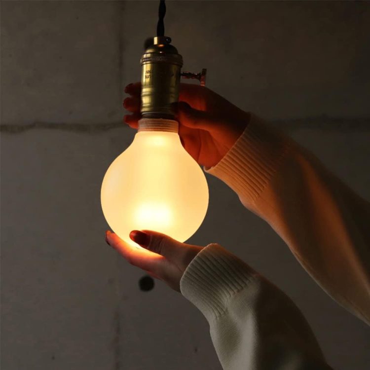 電球・蛍光灯のイメージ