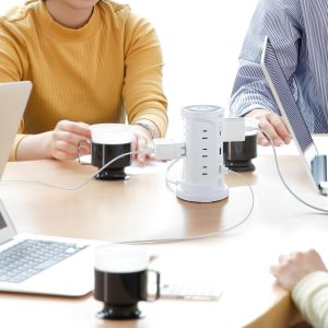 USBポート付き電源タップのおすすめ19選。デスク周りで使いやすいモデルもご紹介