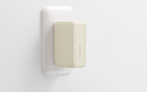 毎日の充電が備えになる！1台3役で防災の新習慣をつくる「備える充電器」