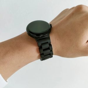 Pixel Watch用バンドのおすすめ13選。上質な本革アイテムや高コスパアイテムをご紹介