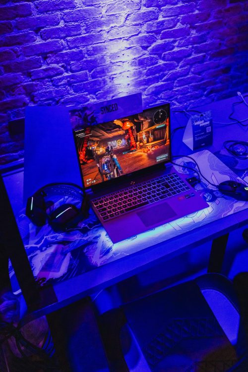 FPS・TPSはリフレッシュレート144Hz以上に対応したモノがおすすめ