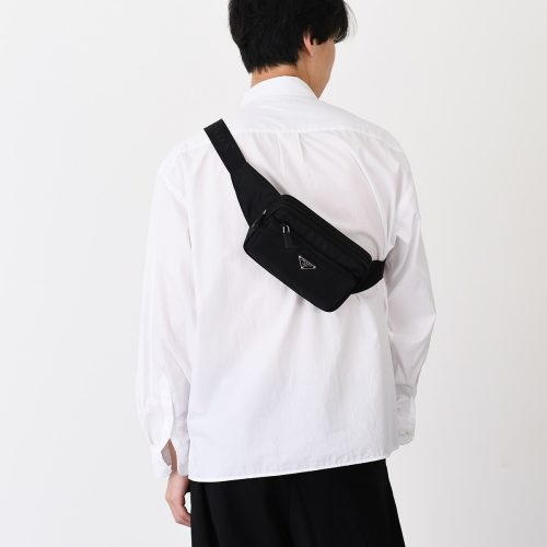 プラダ(PRADA) Re-Nylon xサフィアーノレザー ベルトバッグ