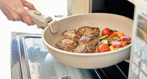 取っ手や蓋の使いやすさをチェック
