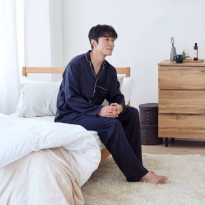 メンズルームウェアのおすすめブランド16選。着心地が優れたモデルもご紹介