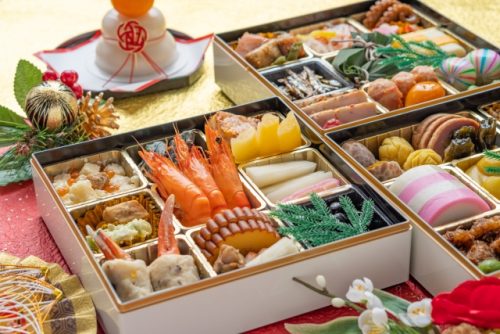 お正月におせちを食べる意味は?いつどこで注文するのがおすすめ?