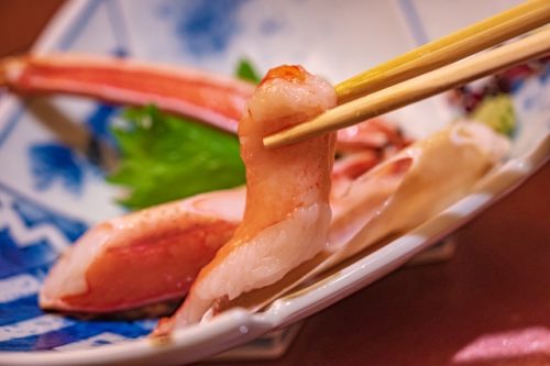 刺身や鍋の具材に使うなら「生タイプ」
