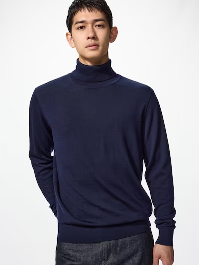 ユニクロ(UNIQLO) メリノタートルネックセーター