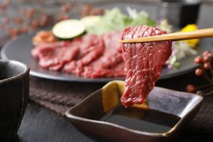 馬刺しのお取り寄せおすすめ17選。馬肉本来の味を楽しめる