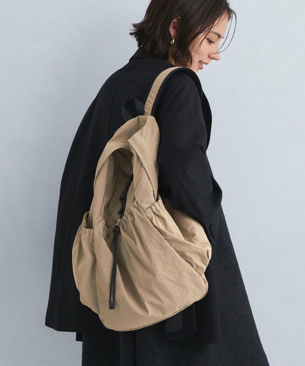 レディースファッションのイメージ
