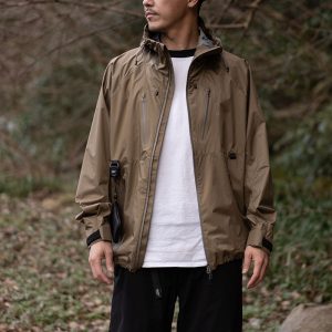 ハードシェルジャケットのおすすめ16選。登山・雪山で使いやすいモデルもご紹介